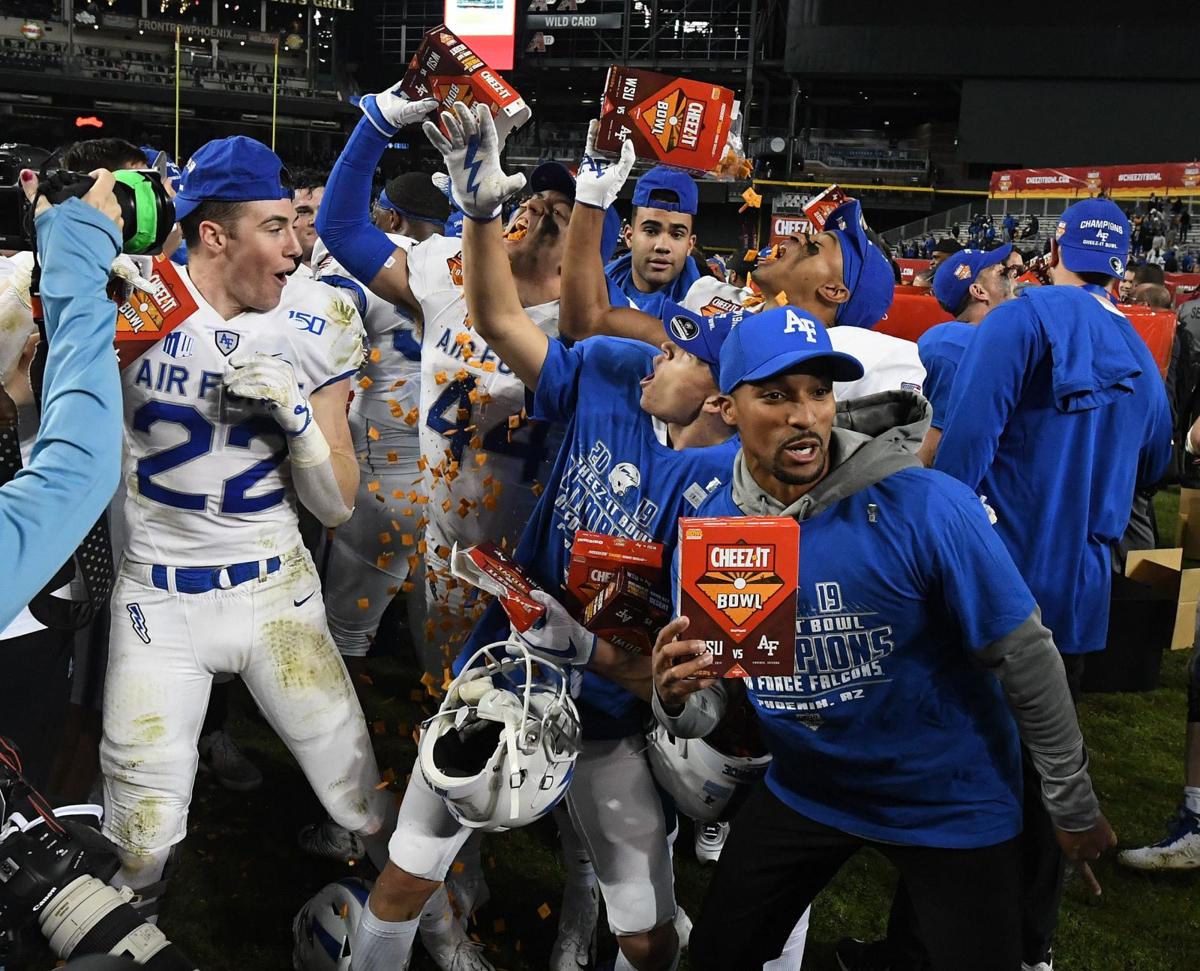 Photos Cheez It Bowl Air Force 31 Washington State 21