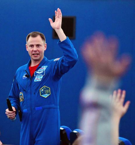 Astronaut Tyler 'Nick' Hague tells Colorado Springs children ...