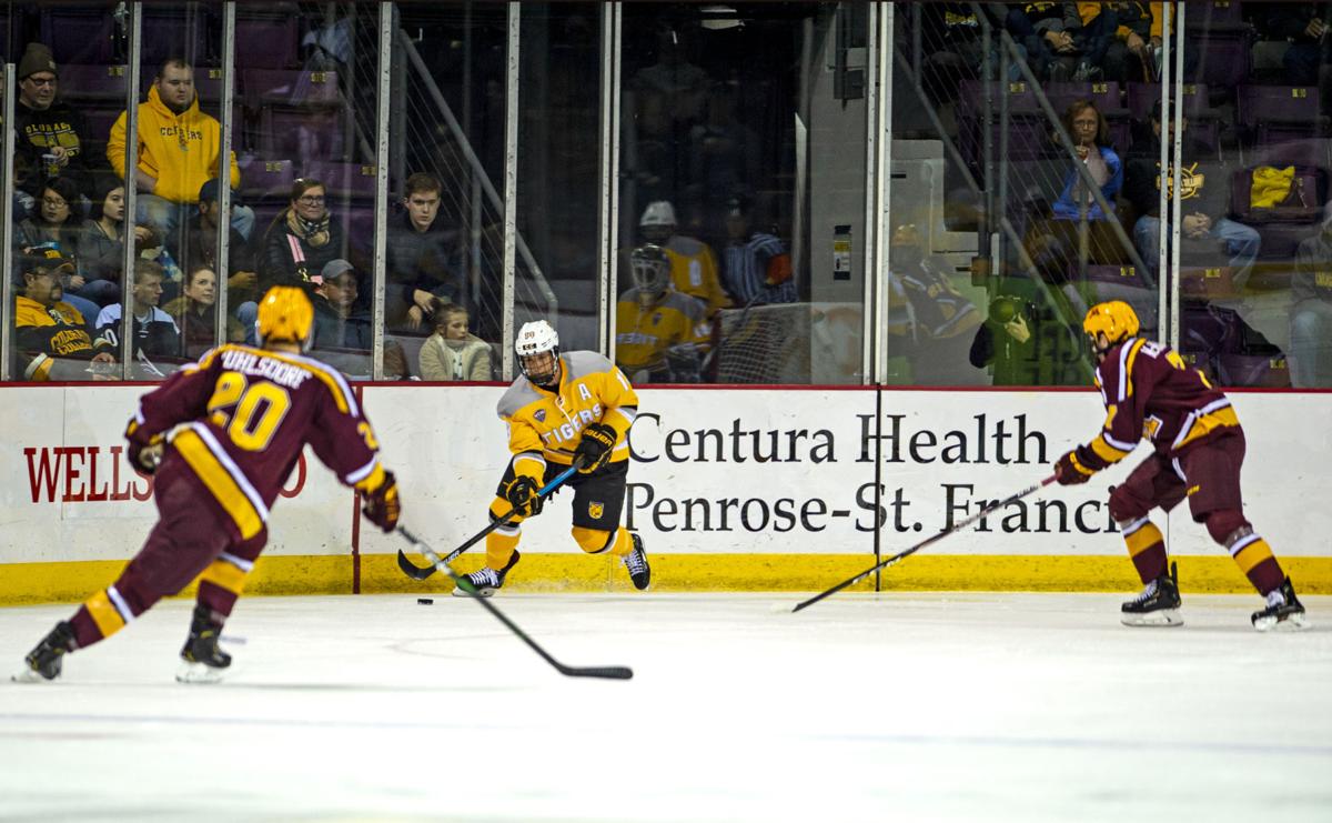 CC v. MN Hockey 01.JPG