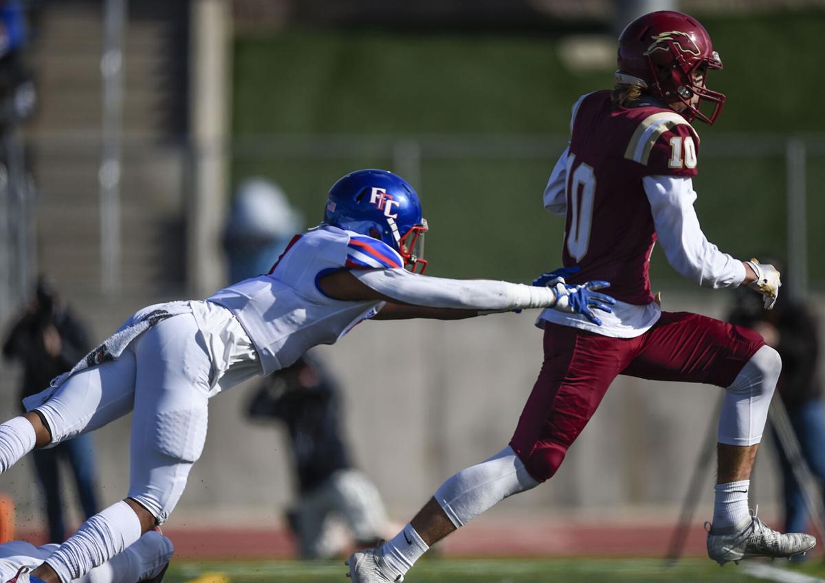 112220-s-fountainfortcarsonfb 13.jpg
