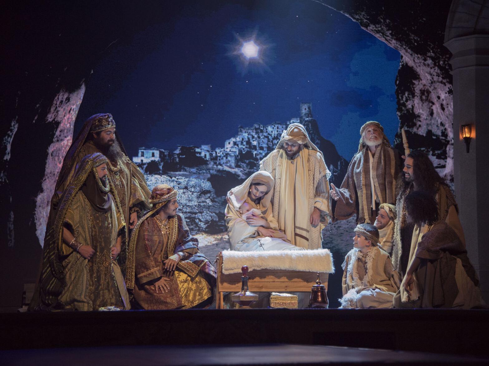 Download Nativity Scene Images