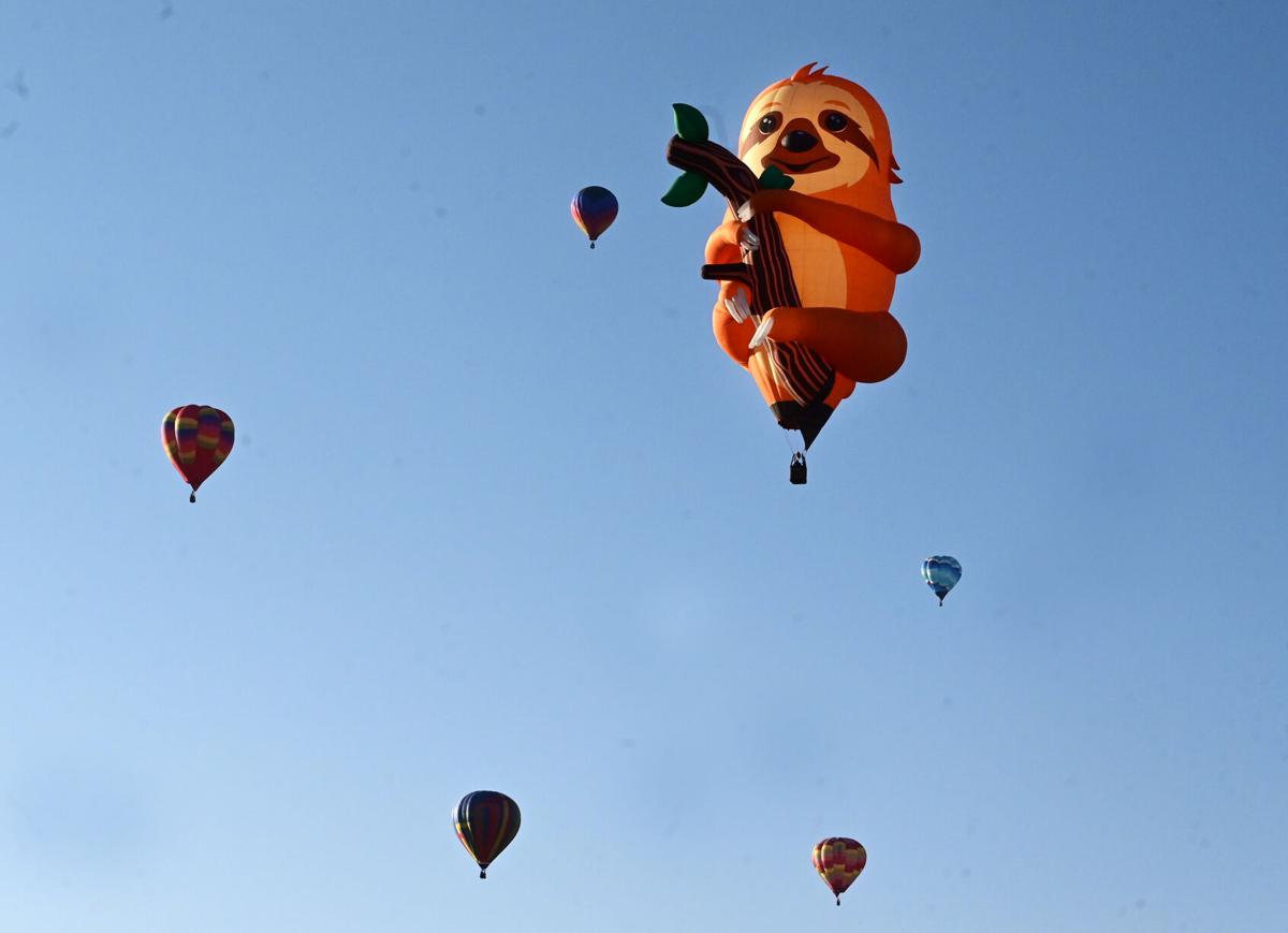 090721-news-balloons 07.JPG