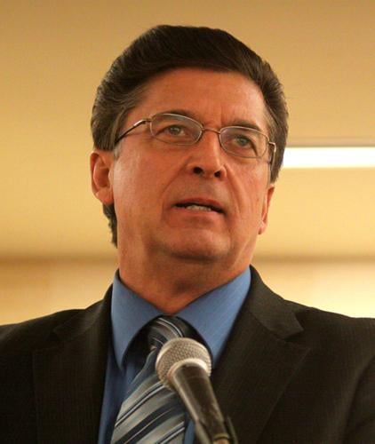 Former Sheriff Richard Mack