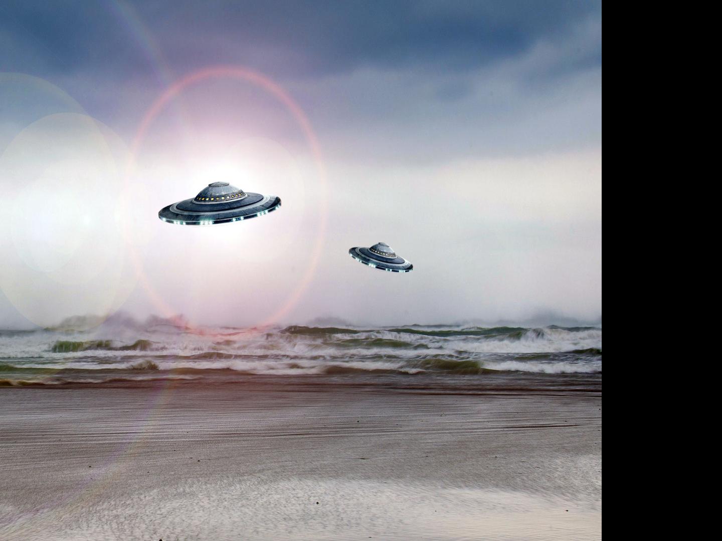 David J Halperin On Why Ufos Tell Us More About Life On Earth Than Outer Space Lifestyle Gazette Com