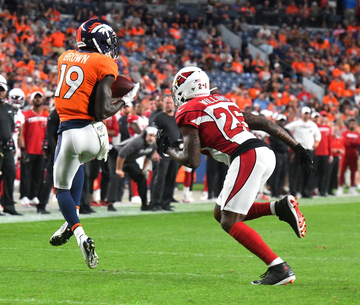 083019-s-broncoscardinals 03.JPG