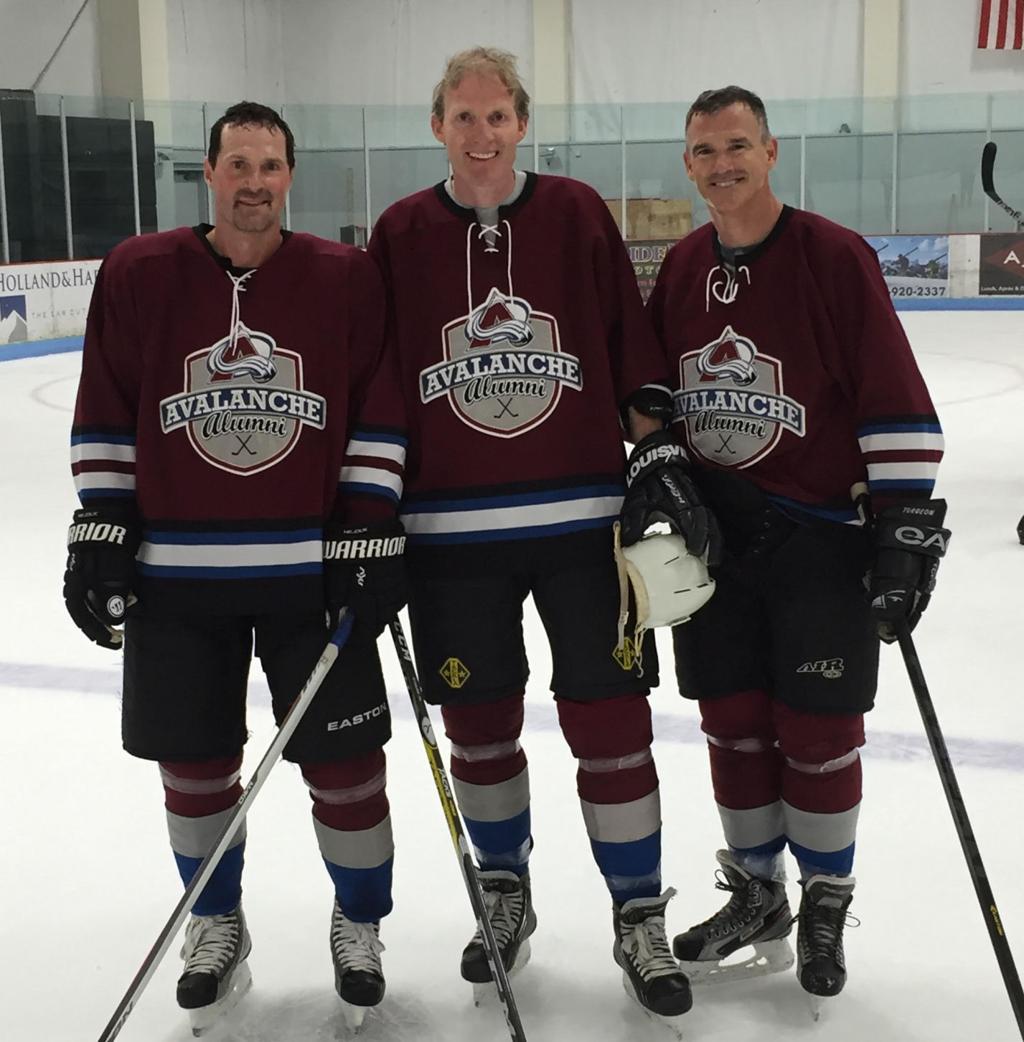 Colorado Avalanche hockey team honors service members, Article