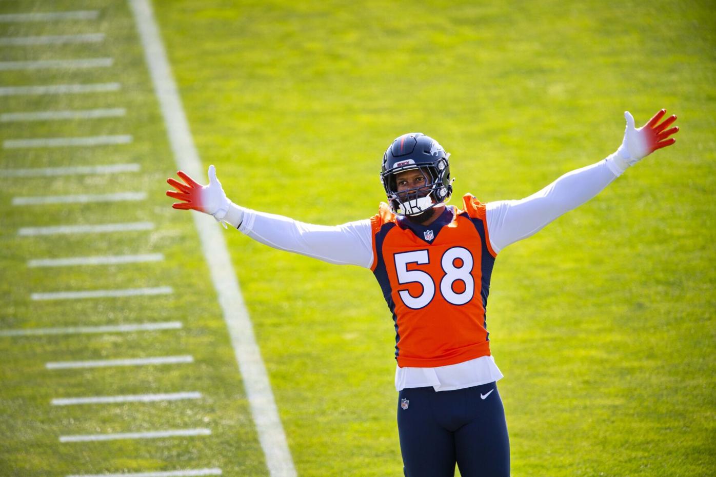 Von Miller: Former Bronco reflects on 'amazing run' with Denver as