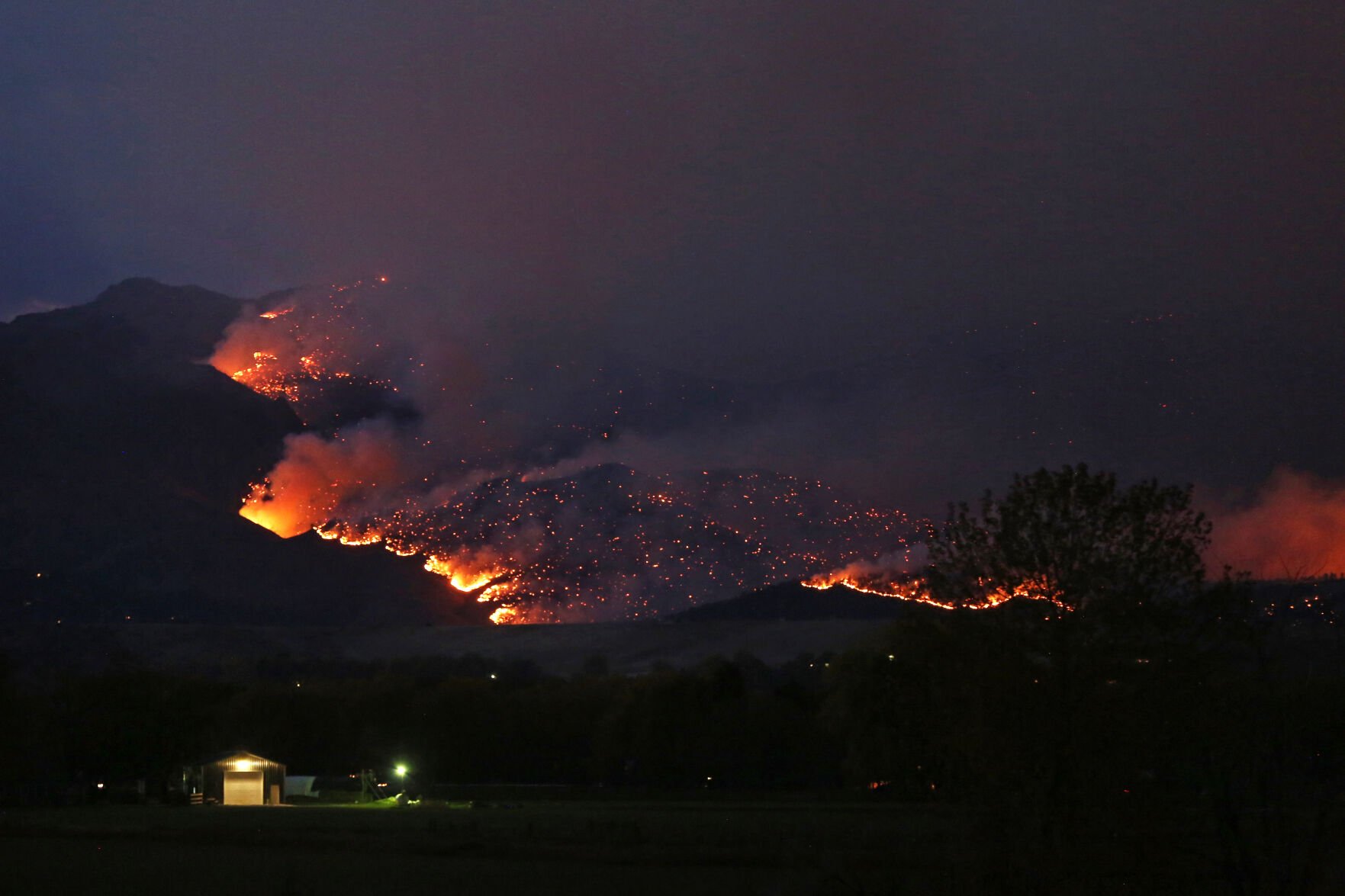 Boulder-area Fire That Destroyed Two Dozen Homes Is 100% Contained ...