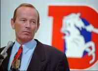 Denver Broncos' owner Pat Bowlen dies at age 75