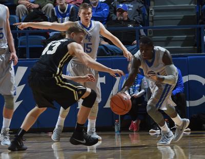 Bad Habits Hard To Break For Colorado College In Loss To Western