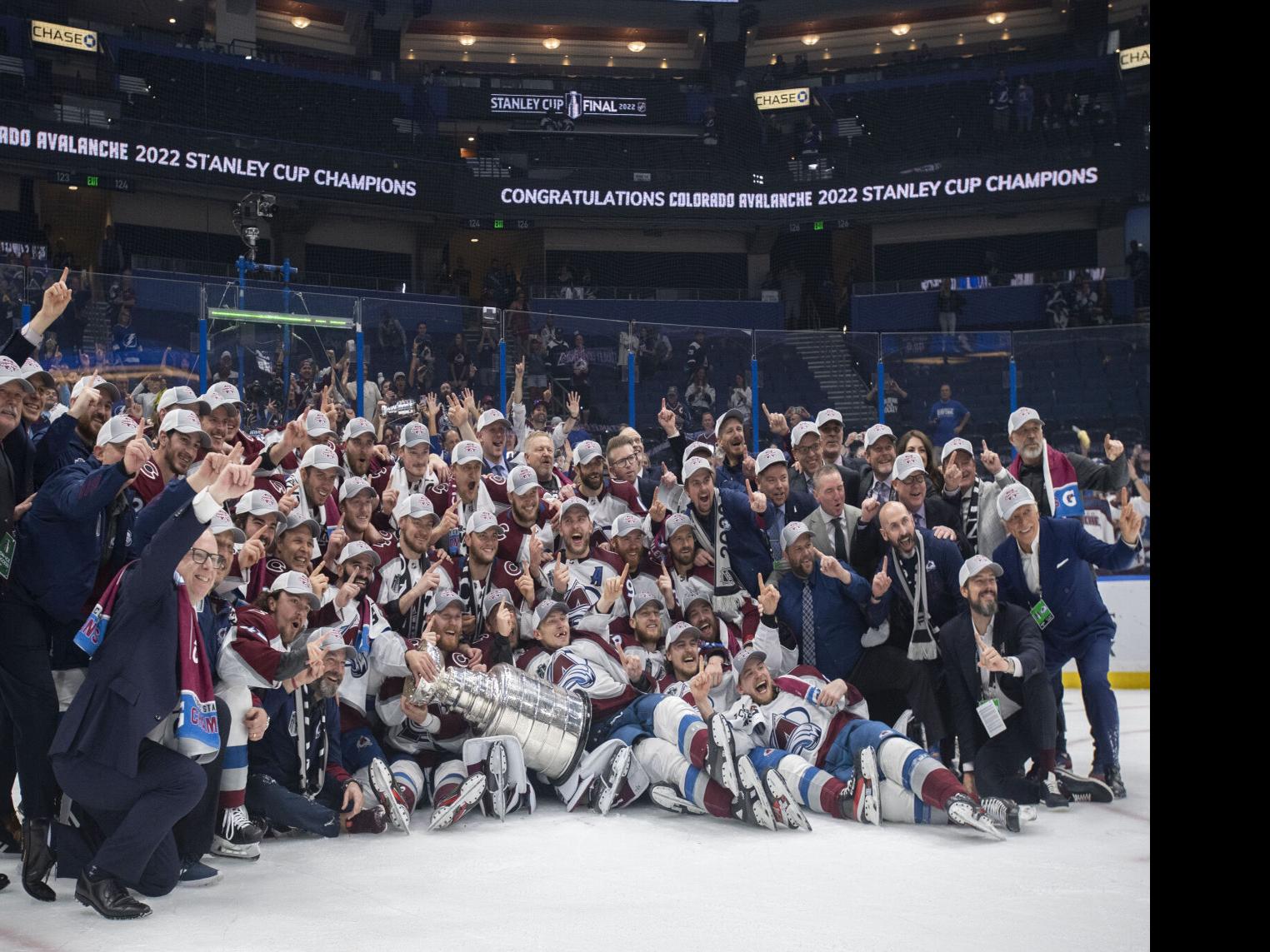 Avalanche fans ready to get 2022 Stanley Cup Final merchandise