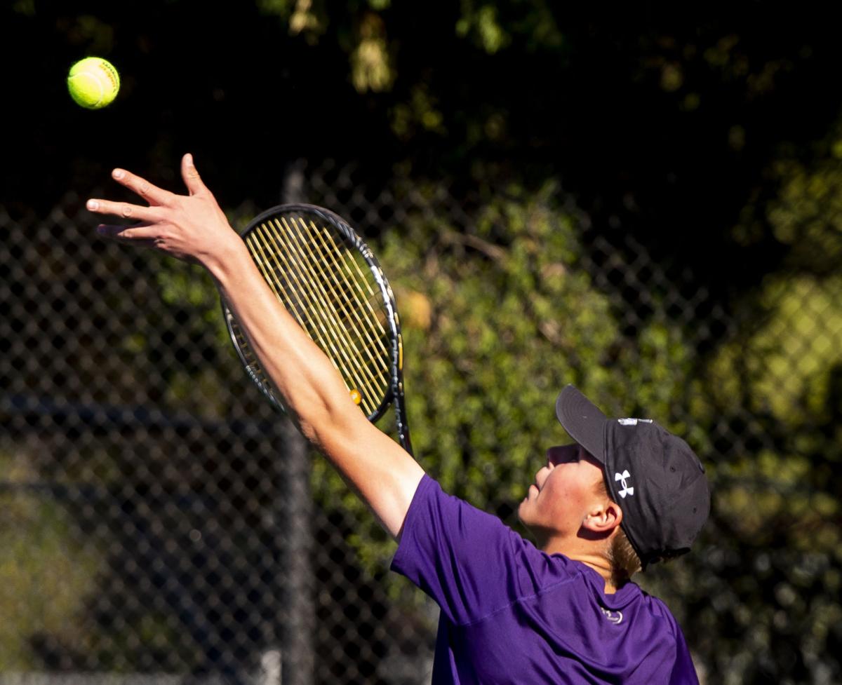 101418-s-boystennis-gallery