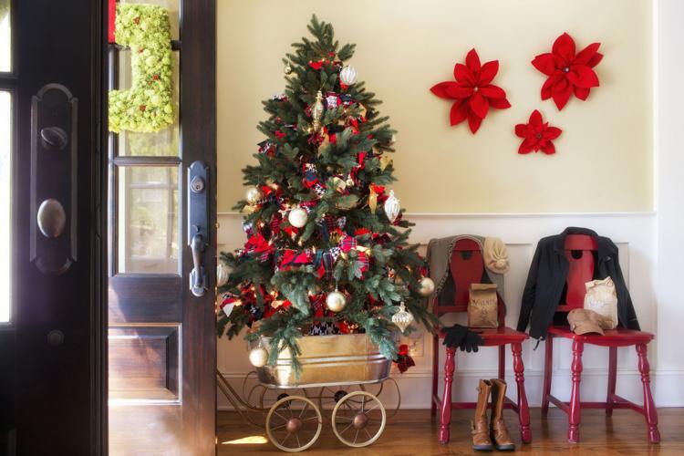 Here are 26 tips and everything you need to store your holiday decorations