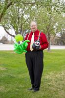 Colorado Springs balloon artist keeps 'magical' tricks going
