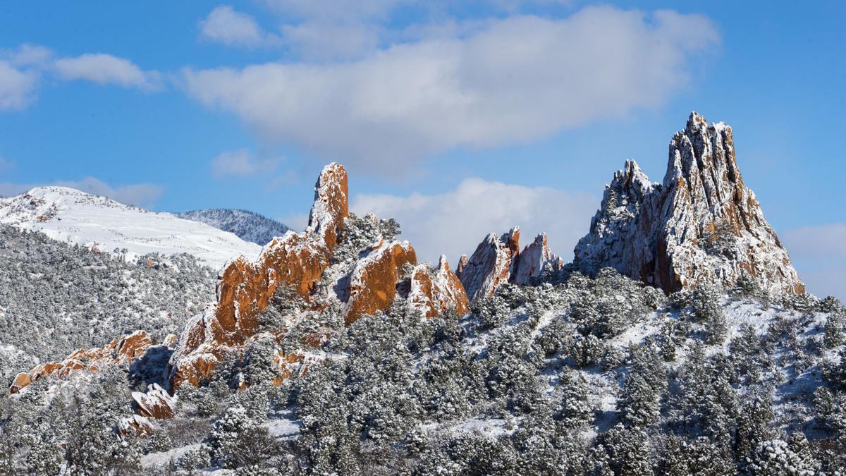Snow Clobbers Pikes Peak Region Canceling Schools And Snarling