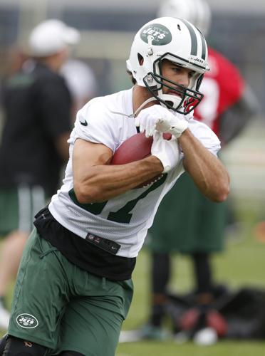 New York Jets wide receiver Eric Decker makes the game-winning