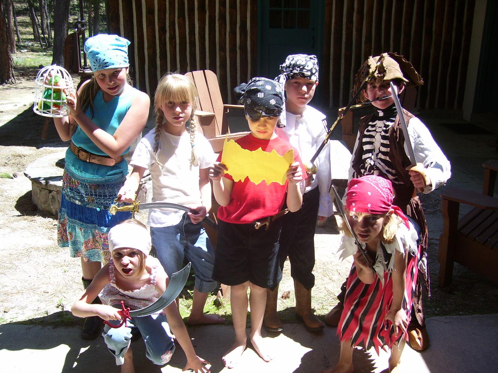 Pikes Peak Region Summer Camps To Make A Comeback This Summer Despite Covid 19 Pandemic Restrictions Woodmen Edition Gazette Com