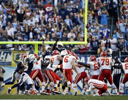 NFL says officials erred on Chiefs' missed field goal