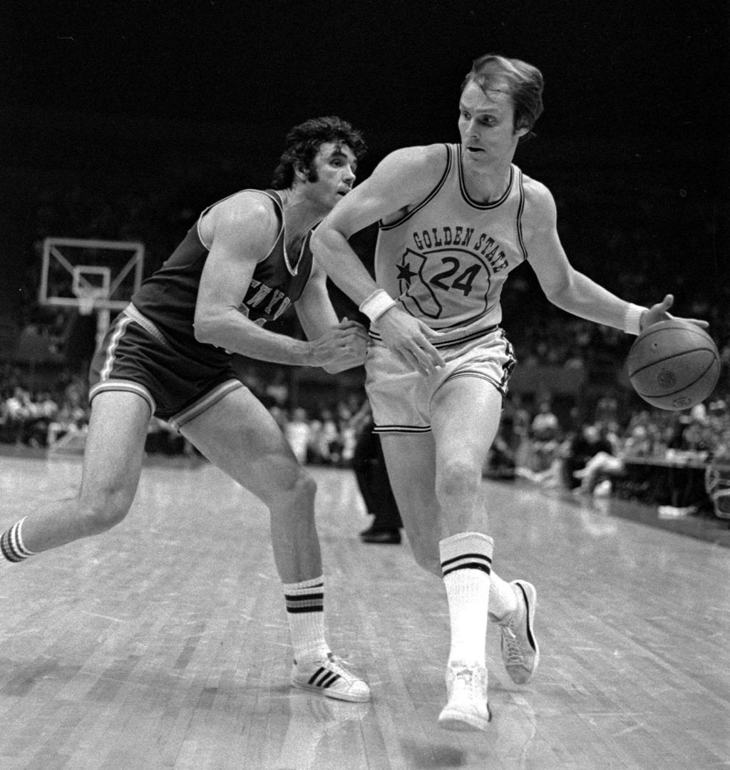 Warriors Legend Rick Barry Full Game 3 Highlights vs Bullets (1975 NBA  Finals) - 38 Pts, 6 Ast! 