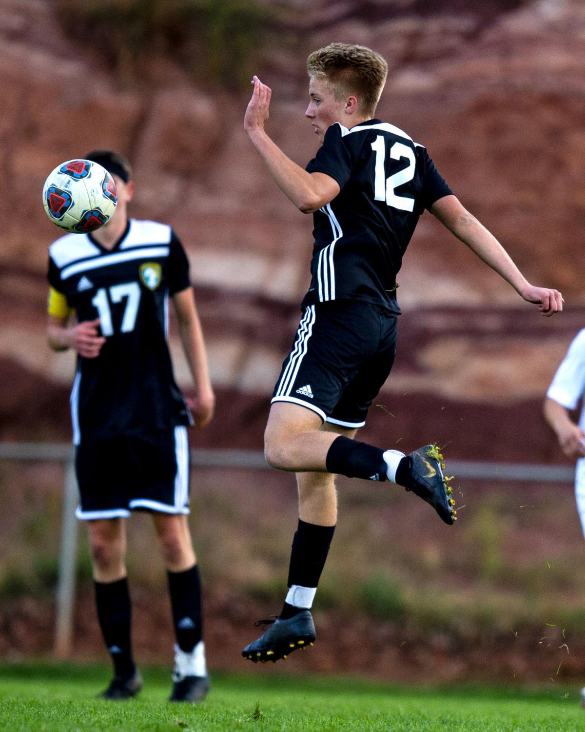 100419-s-manitou soccer 07.JPG