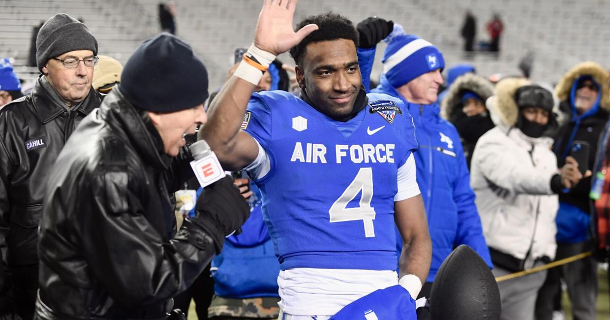 3 Air Force football players accept NFL rookie minicamp invitations