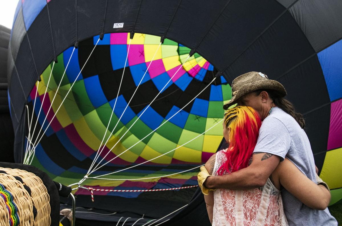 090218-news-balloonliftoff-0143.jpg