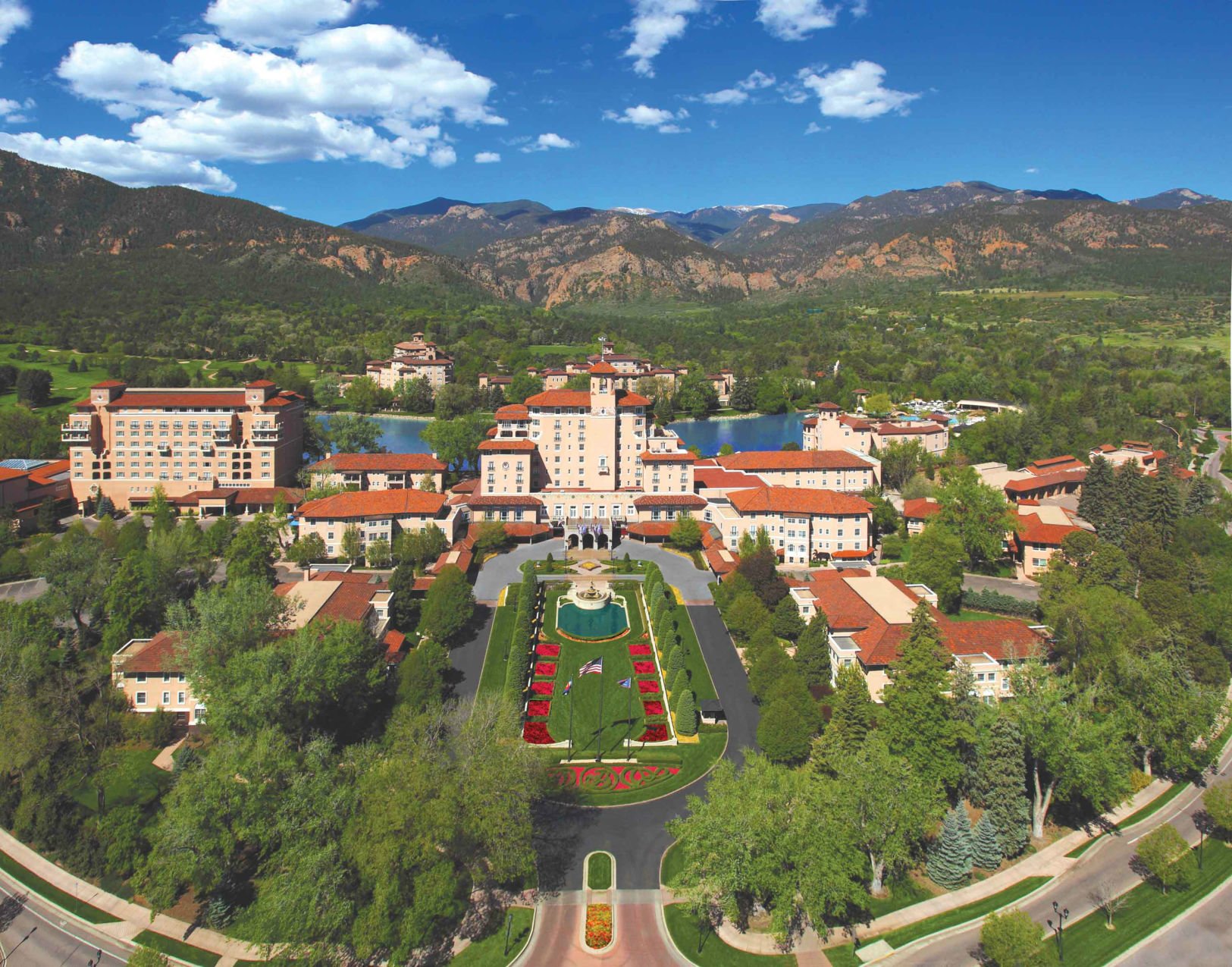 Broadmoor Family Friendly Hotel Review, Broadmoor with Kids