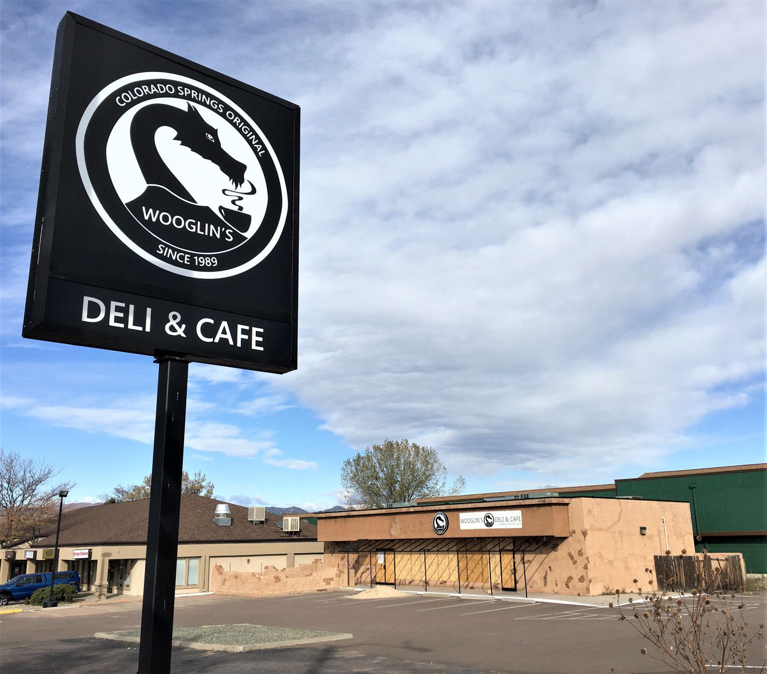 Stay open or close for now Colorado Springs restaurants decide