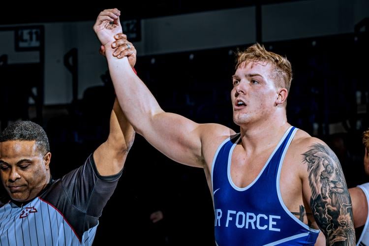 Air Force heavyweight Wyatt Hendrickson ready for final steps to NCAA wrestling  championship, Air Force Sports