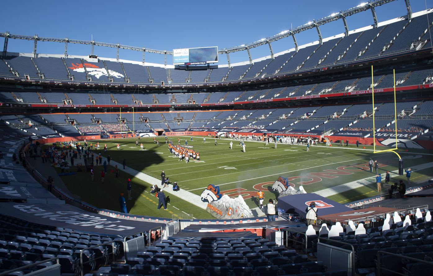 denver broncos sunday night game