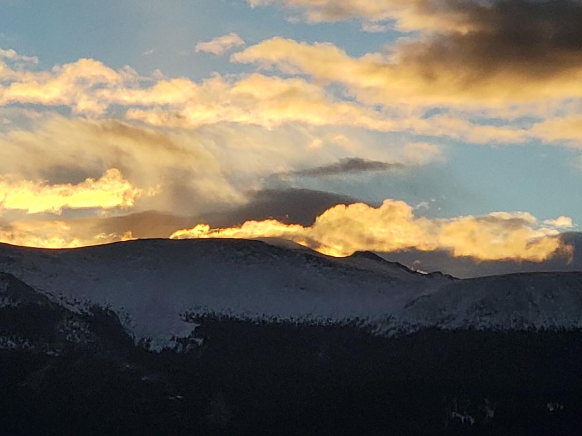 Sunrise at highest point at Mueller State Park