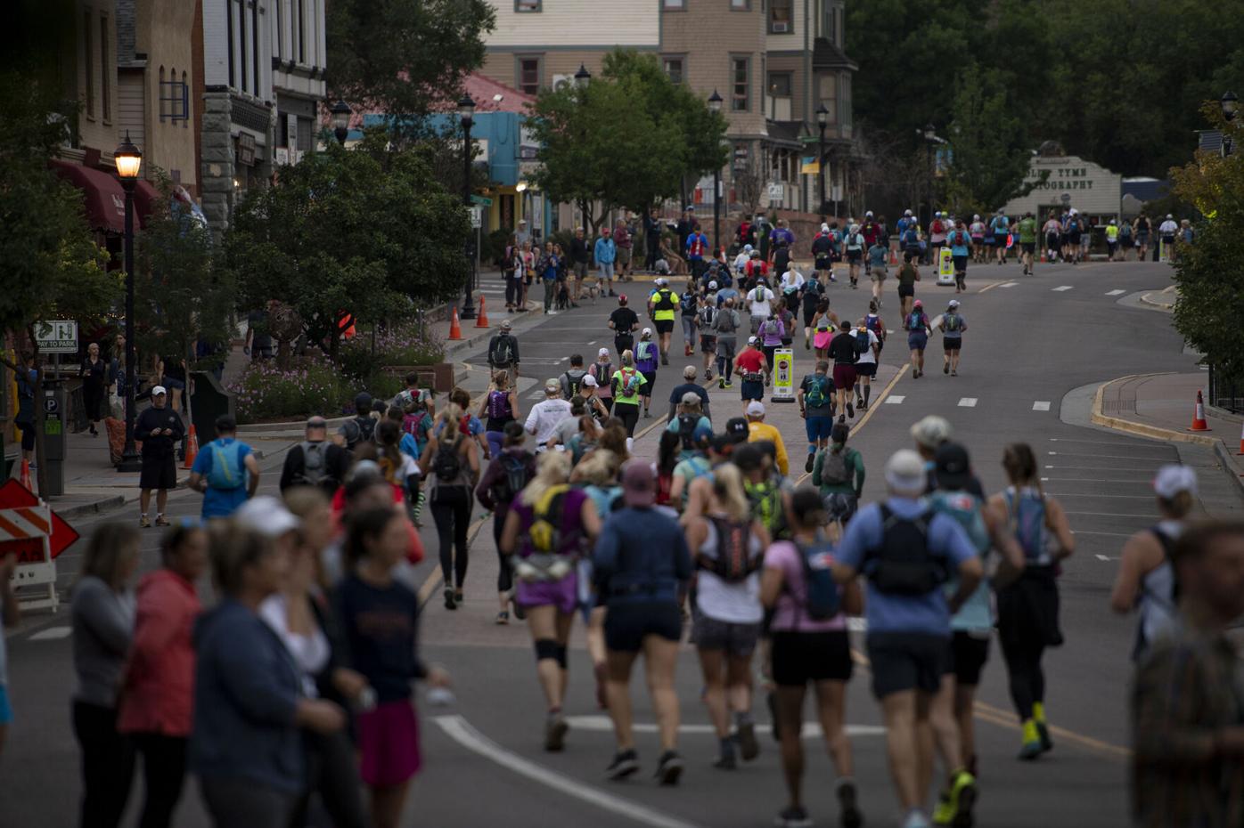 082221-news-pikespeakascent 14.jpg