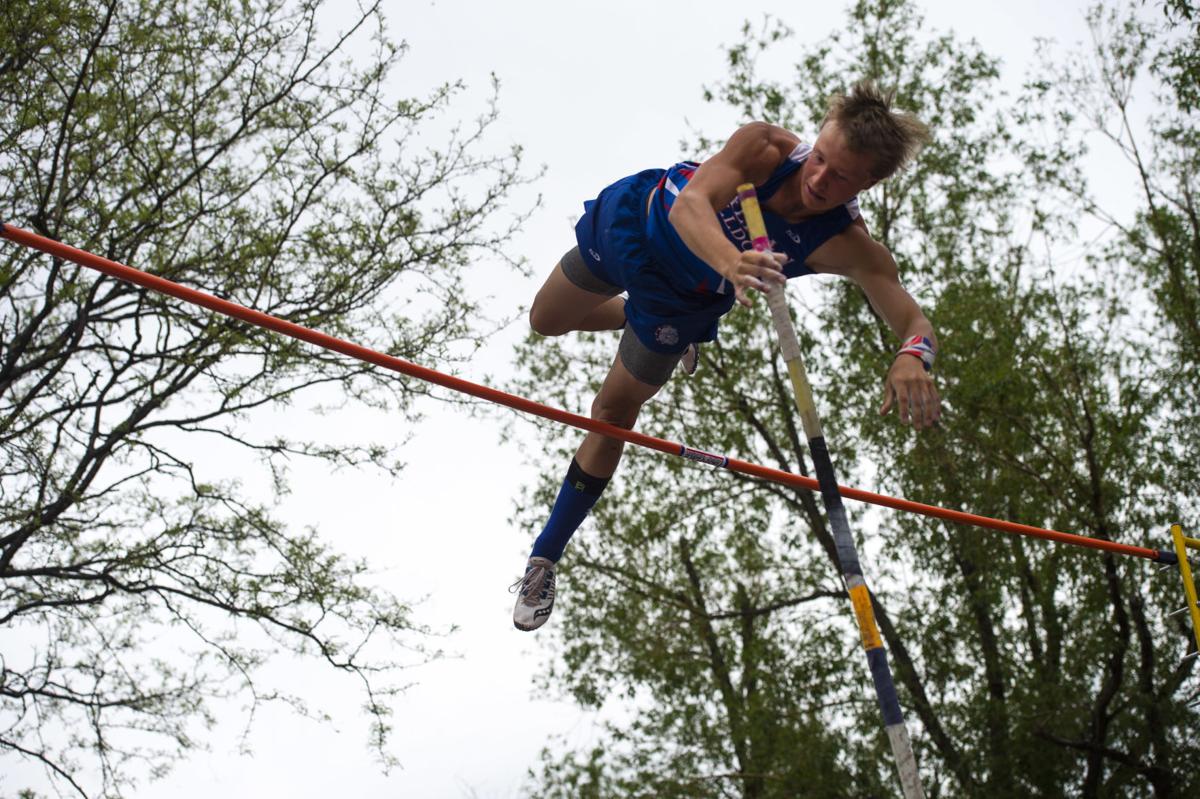 051719-sw-track