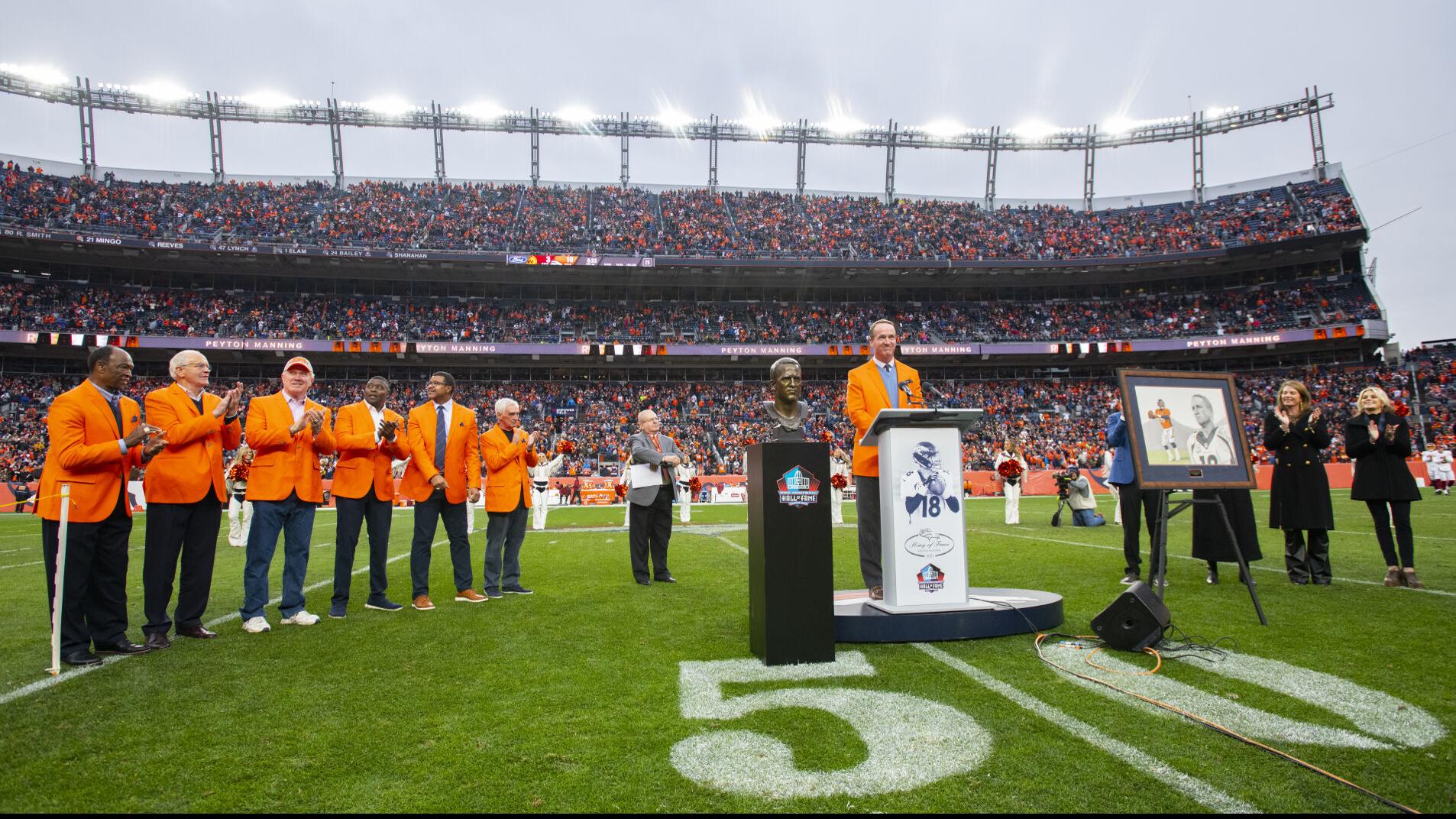 Denver Broncos: Peyton Manning, John Elway not joining ownership