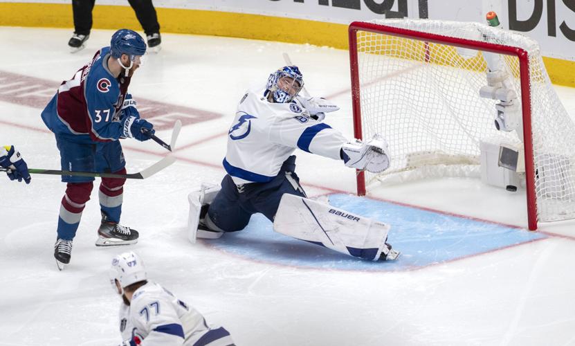 06_15_22 stanley cup 02472.jpg