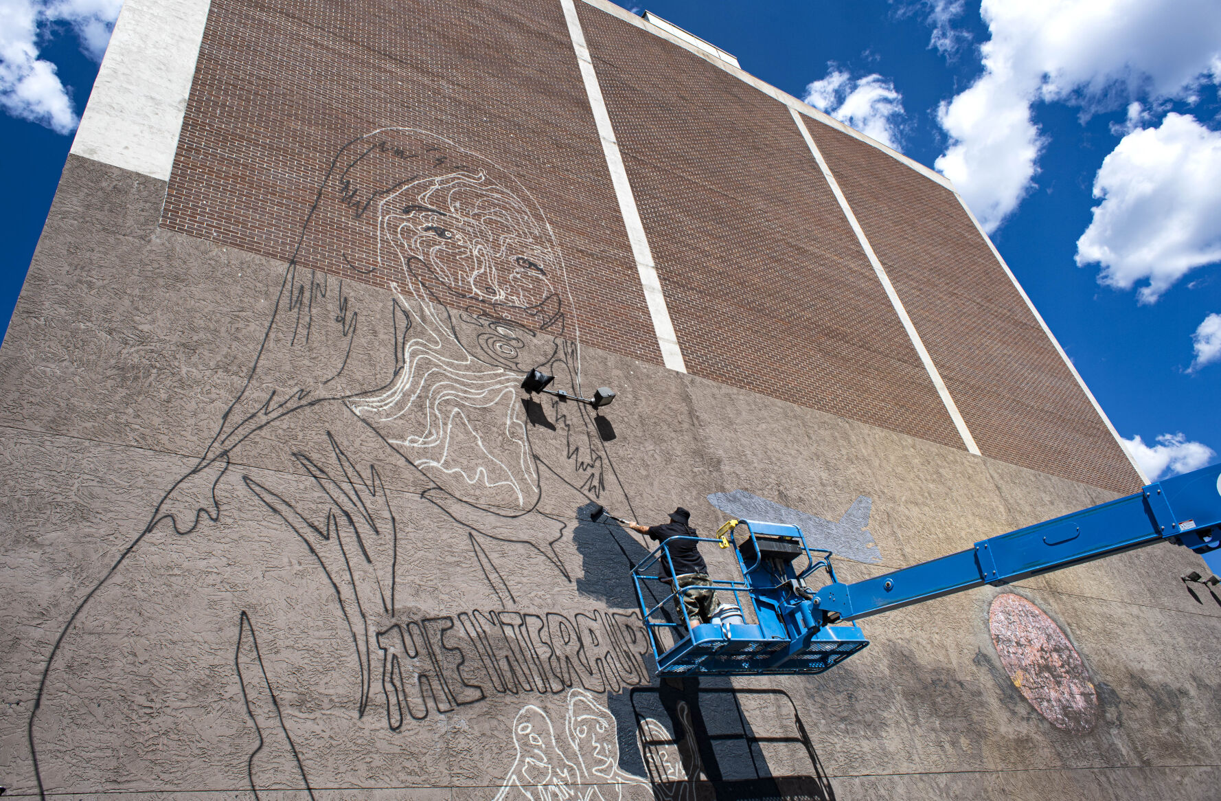 Colorado Springs Native American artist receives grant