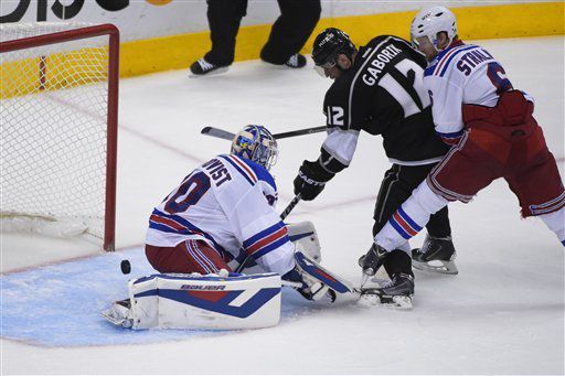 Kings 3, Rangers 2 (2OT): Martinez's goal clinches Stanley Cup for