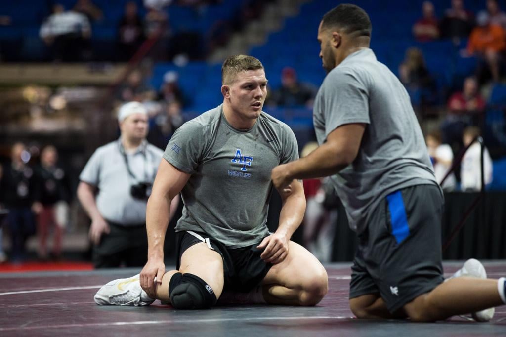Air Force heavyweight Wyatt Hendrickson ready for final steps to NCAA wrestling  championship, Air Force Sports