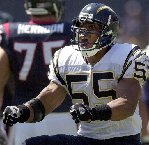 The Short Life And Career Of Junior Seau (Story)