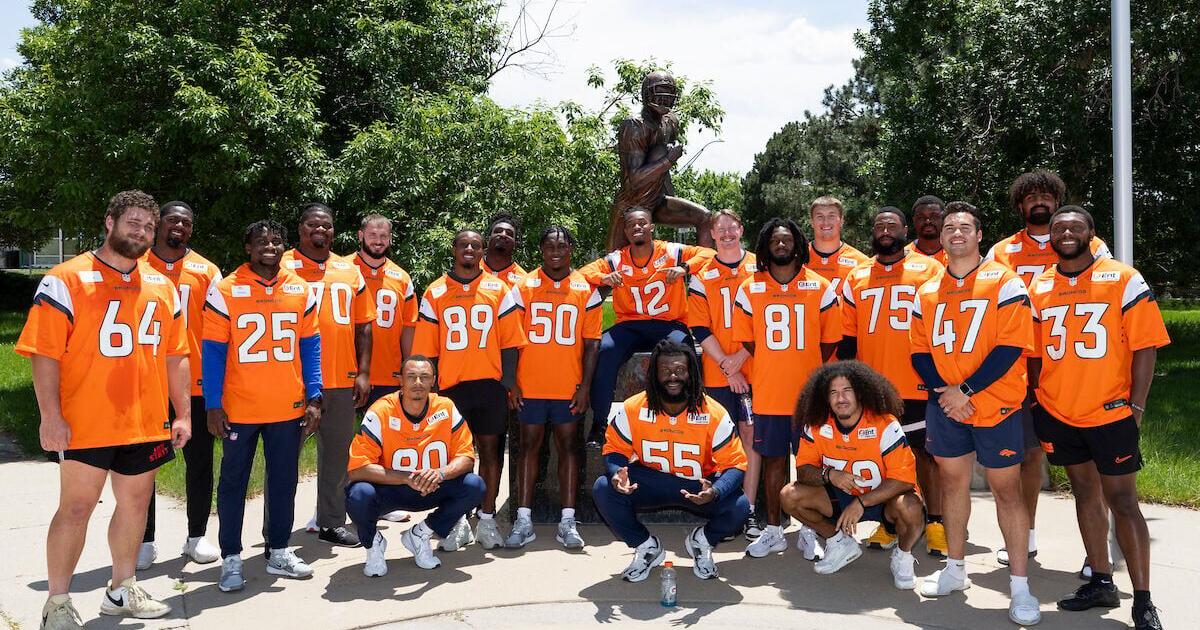 How the Broncos connect Jahdae Barron, rookie class with Denver community