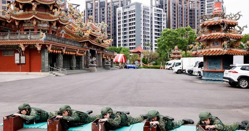Taiwan launches biggest war games with simulated attacks against military command
