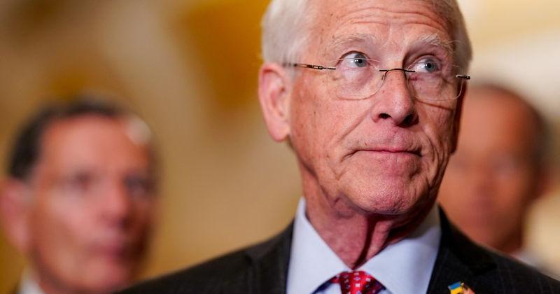Powerful U.S. senator arrives in Taiwan to discuss security