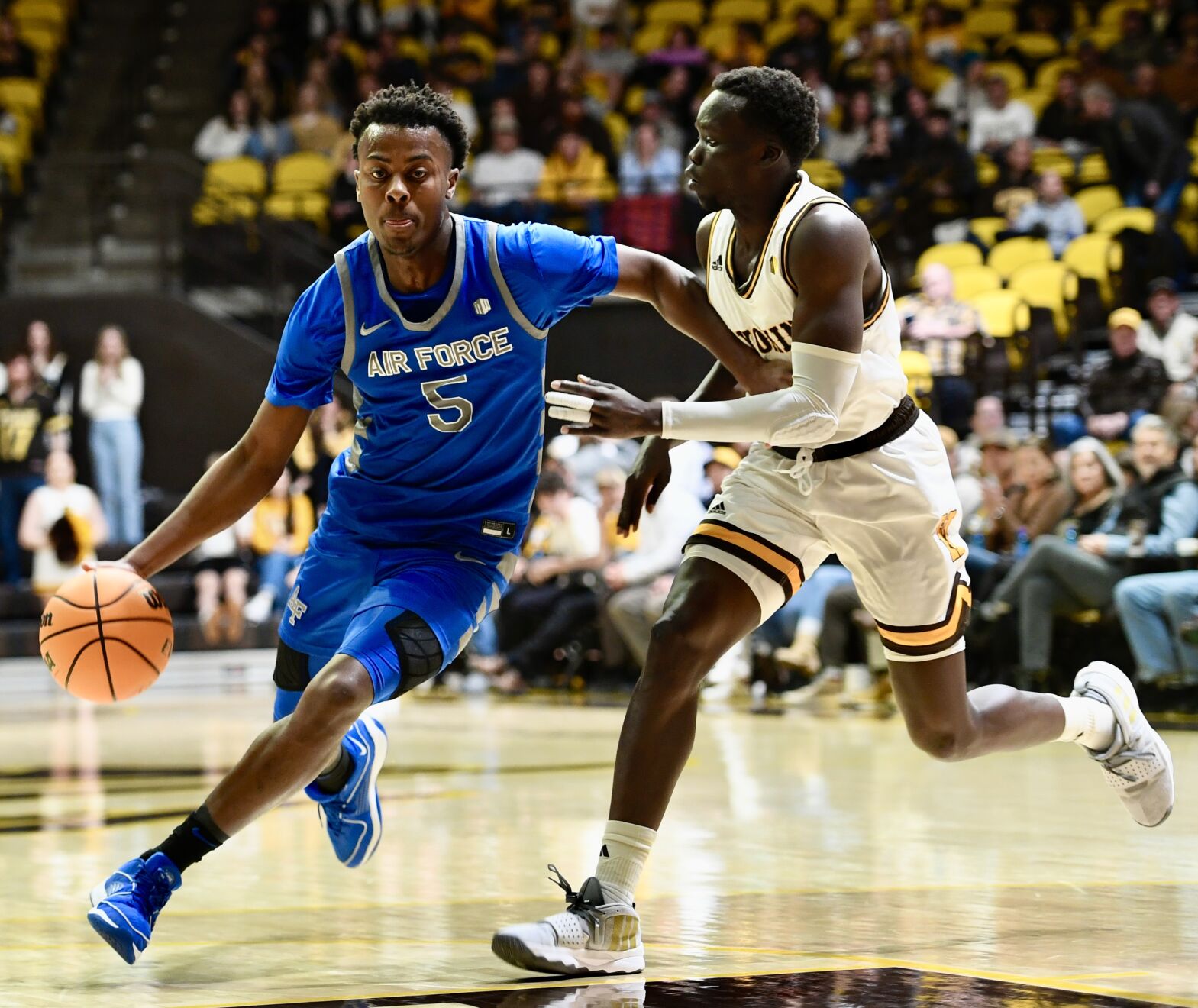 Air Force men s basketball picked last in the Mountain West but carries confidence behind senior laden squad Air Force Sports gazette