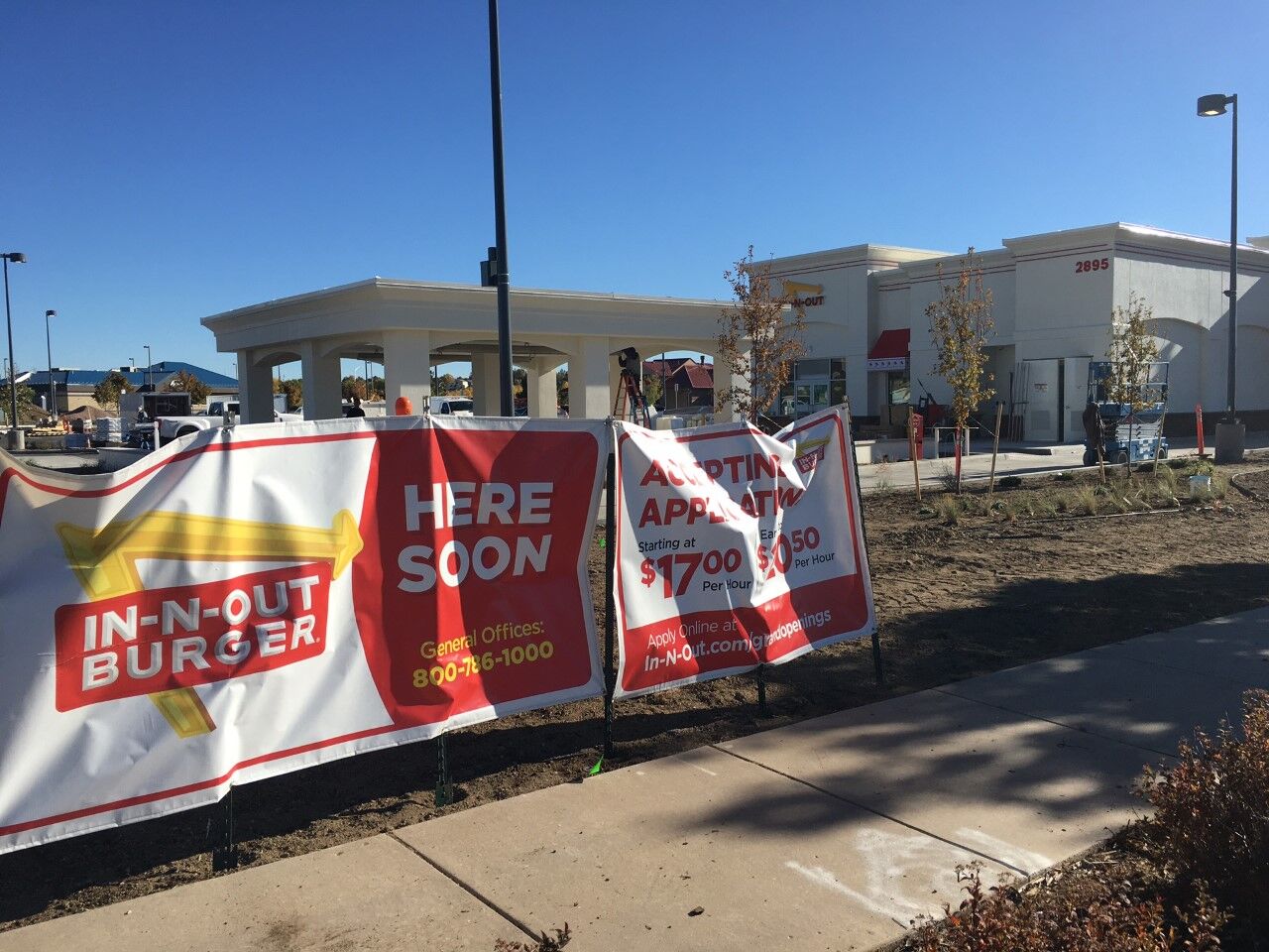 in n out burger colorado springs address