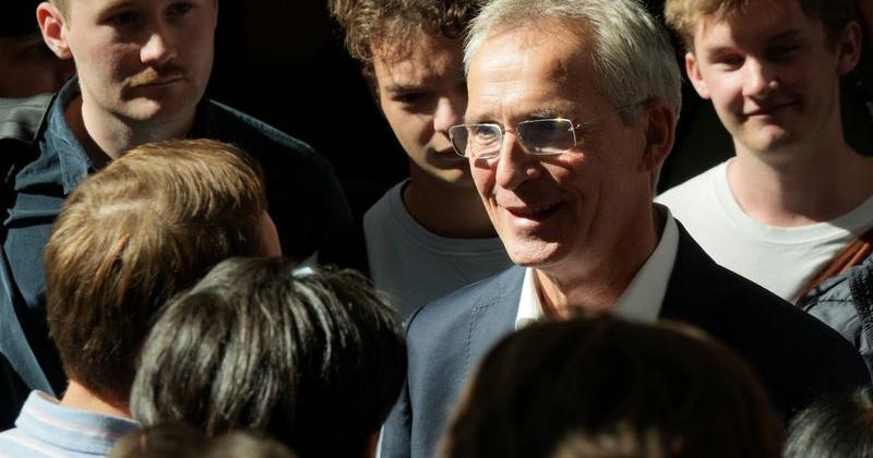 Norway's ex-NATO chief Stoltenberg campaigns for Labour Party's re-election