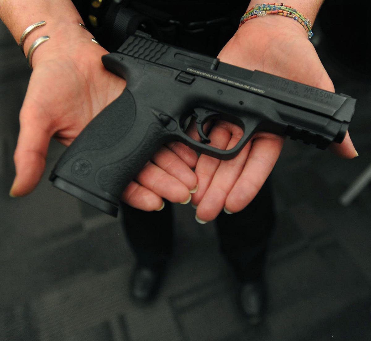 Colorado Springs police trade get new handguns with