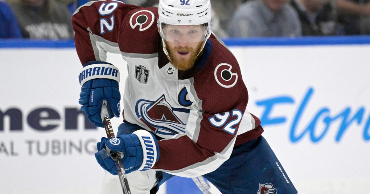 (CSG PRINT) What we learned about Landeskog, Necas, Blackwood, more on Avalanche media day | Evan’s take (copy)