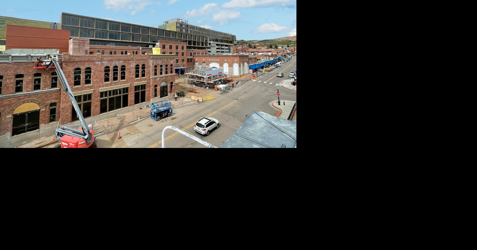 Hotel with rooftop pool, upscale rooms closer to reality in Cripple