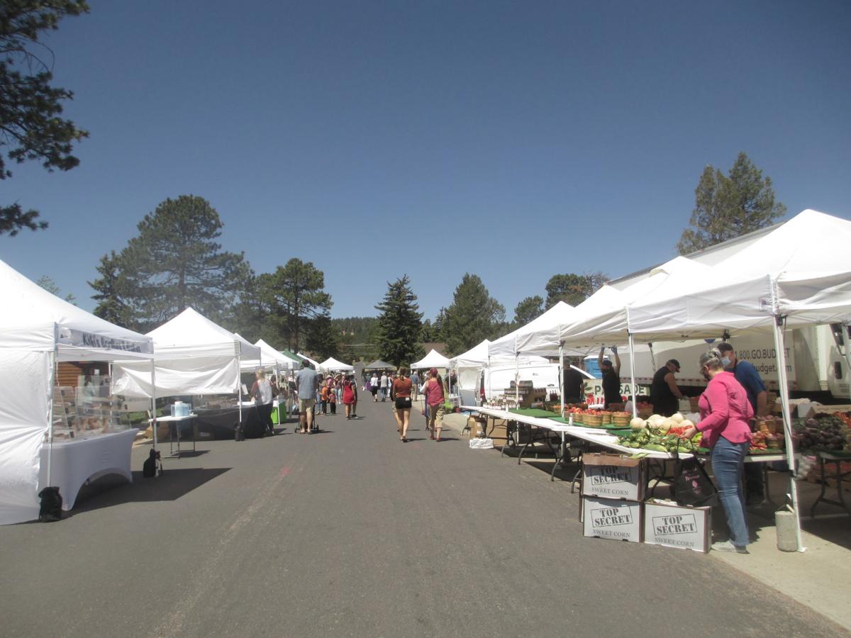 Woodland Park Farmers Market offers up diverse buffet of products