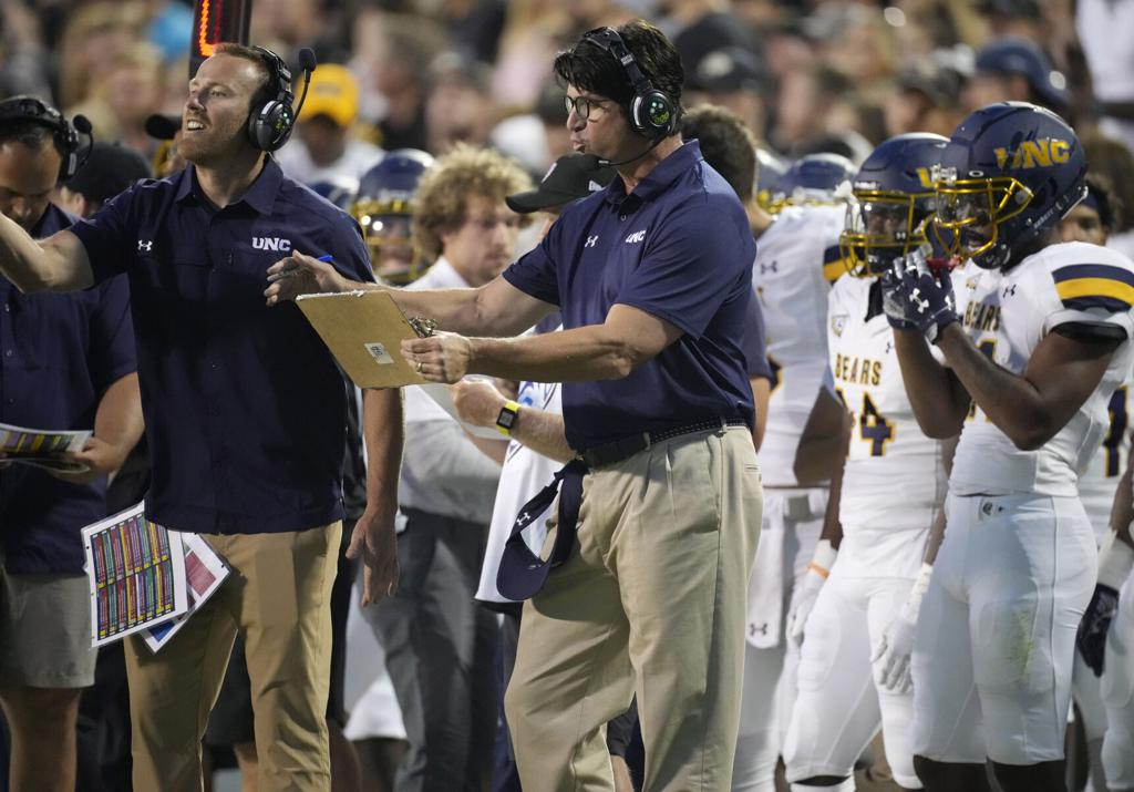 Former NFL star Ed McCaffrey named next head coach at FCS Northern Colorado  